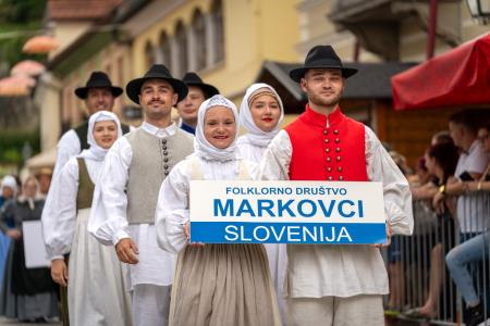 Povorka ob dnevih narodnih noš in oblačilne dedščine (14)